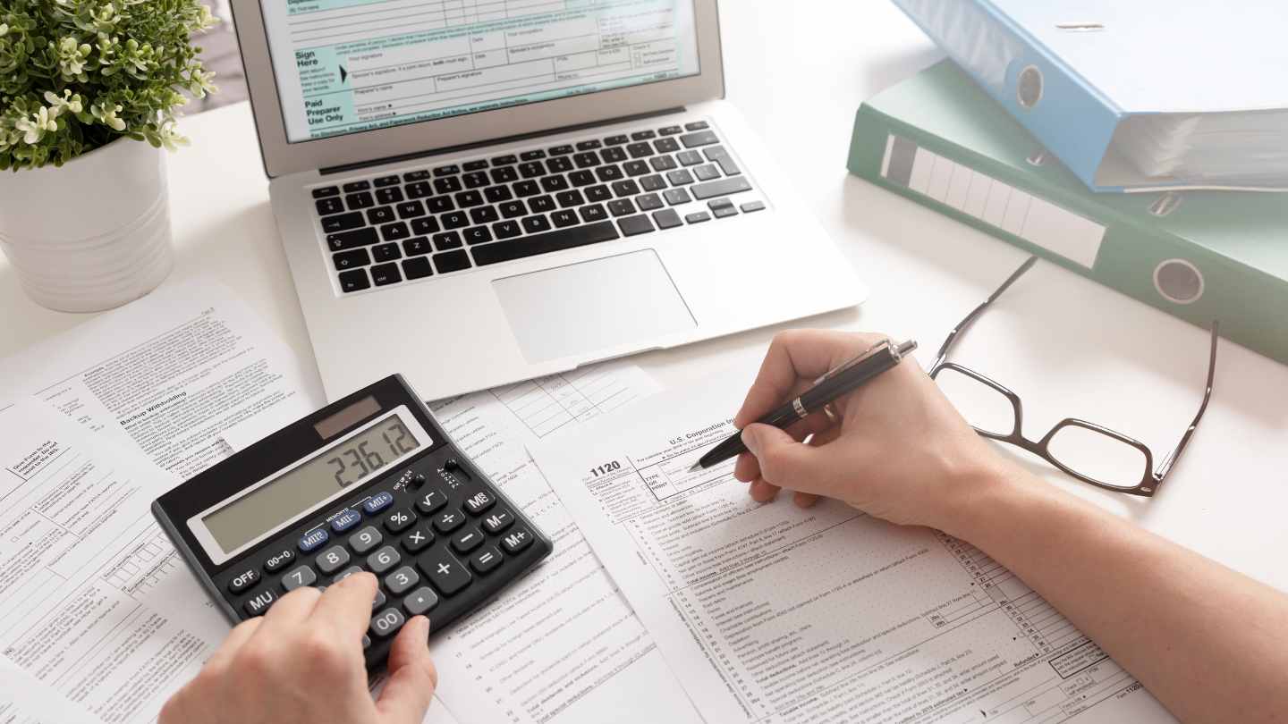 taxes planning close up in Virginia Beach VA